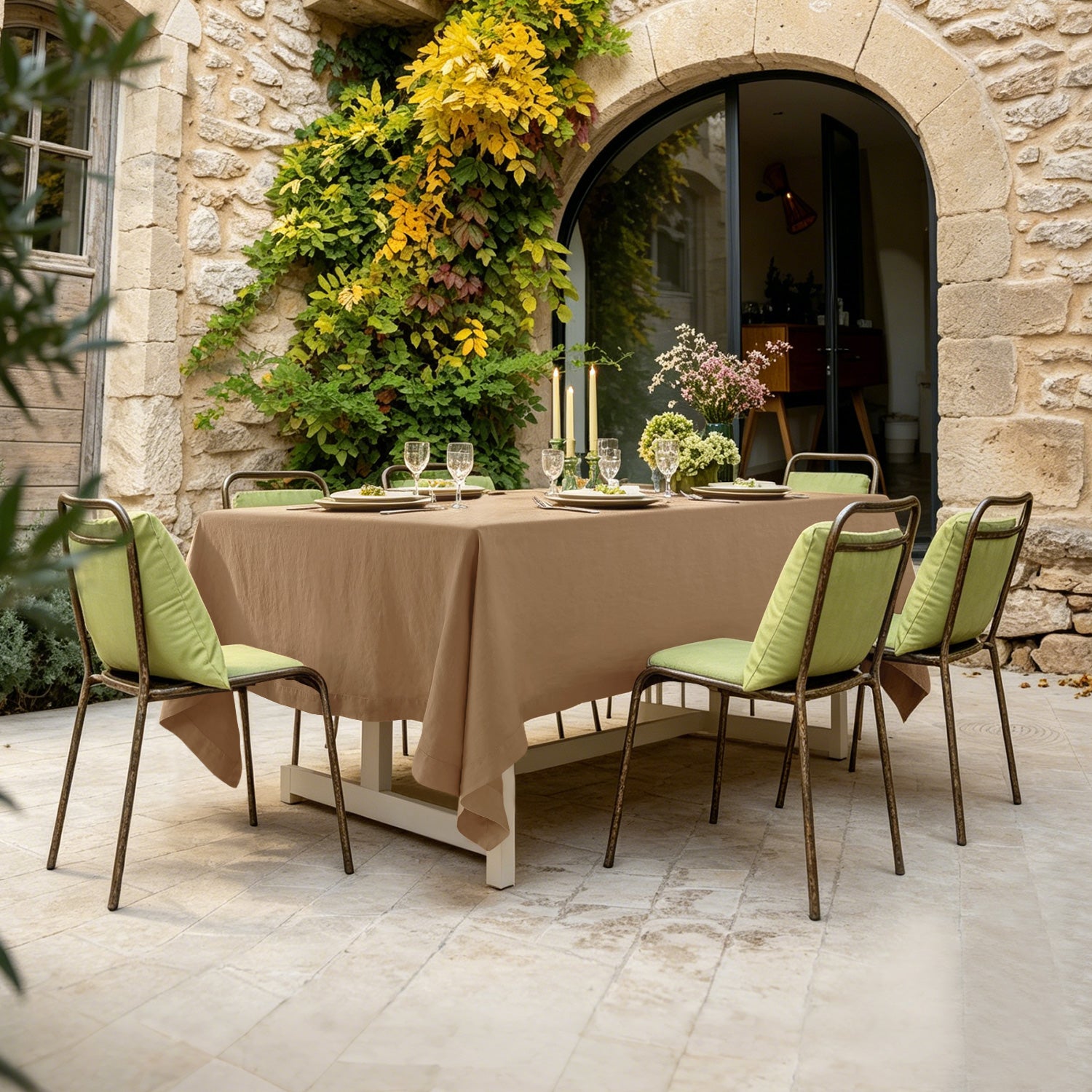 Macchiato-Linen-Tablecloth_1