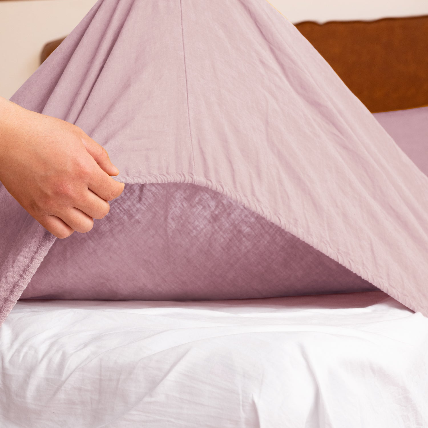 Soft Pink Linen Fitted Sheet Deal