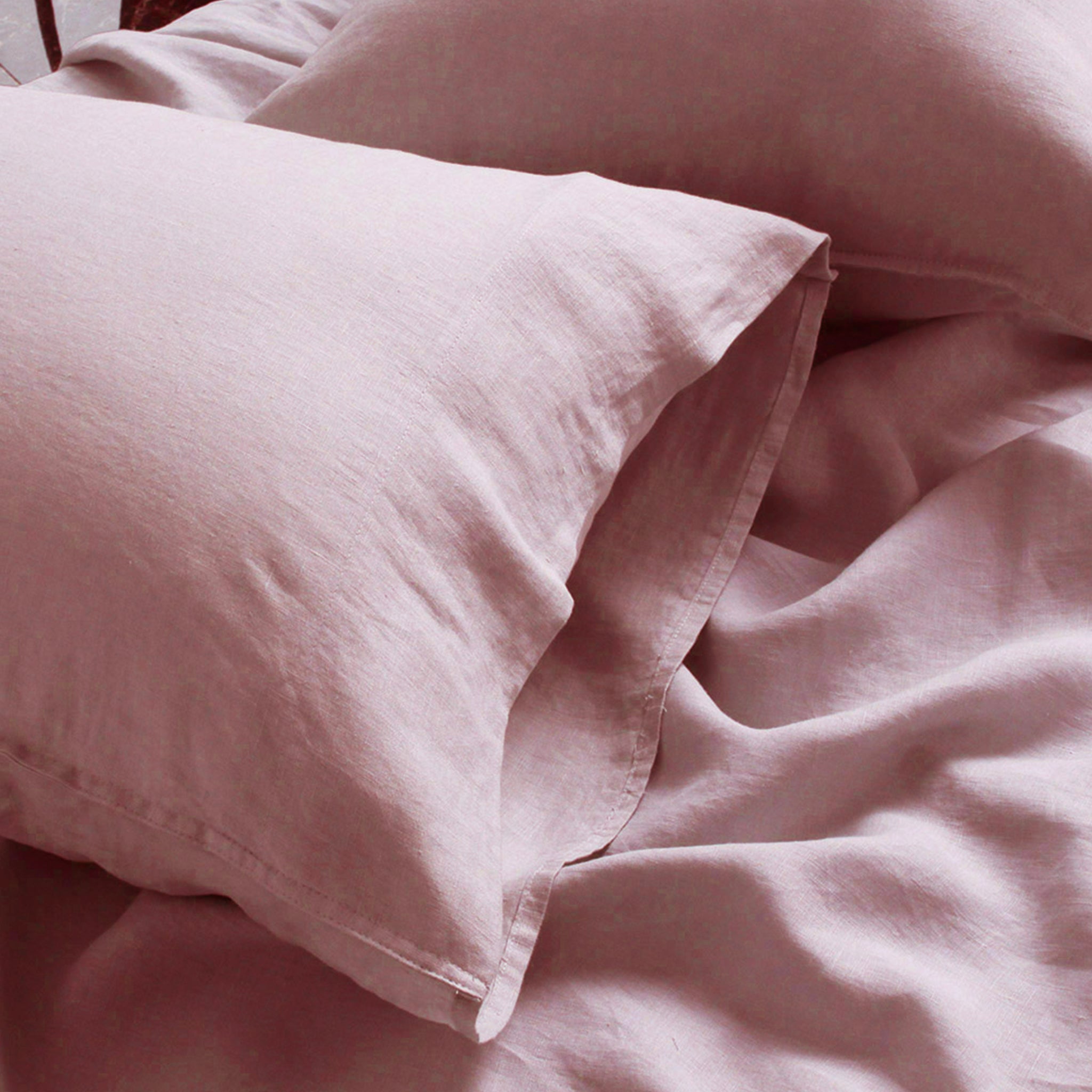 Soft Pink Linen Pillowcase Set Deal